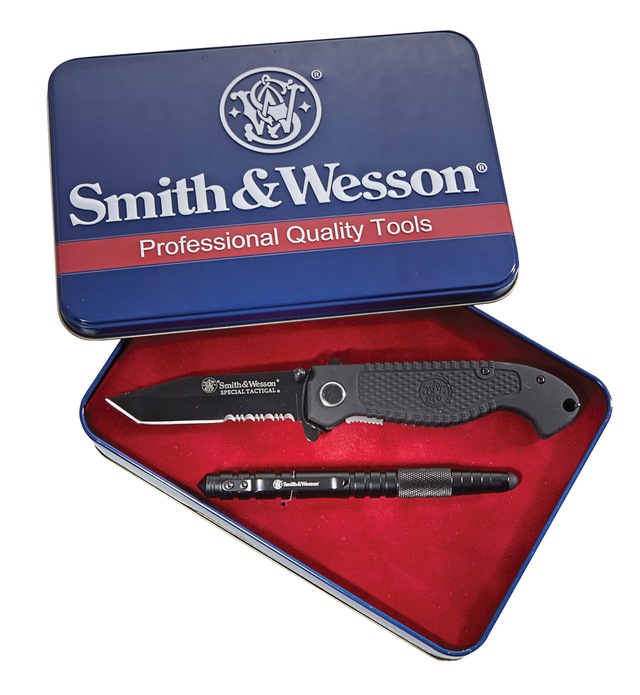 Smith & Wesson Pen/Knife Combo Canadian Tire