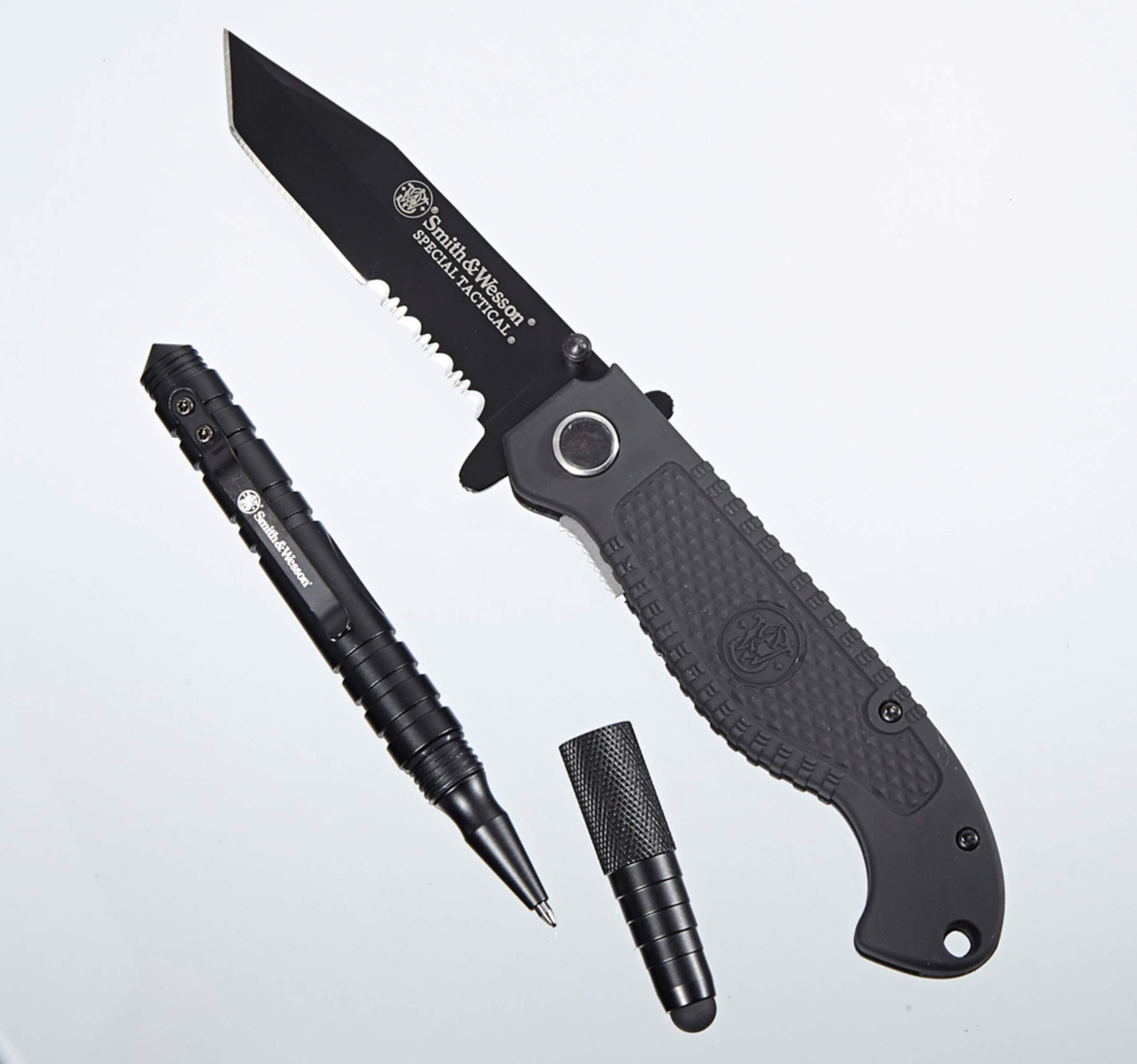 Smith & Wesson Pen/Knife Combo Canadian Tire