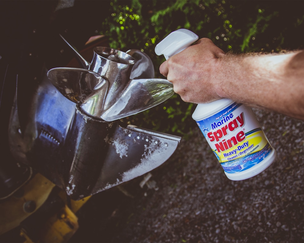 Spray Nine® Marine HeavyDuty Cleaner/Disinfectant, 946ml Bottle