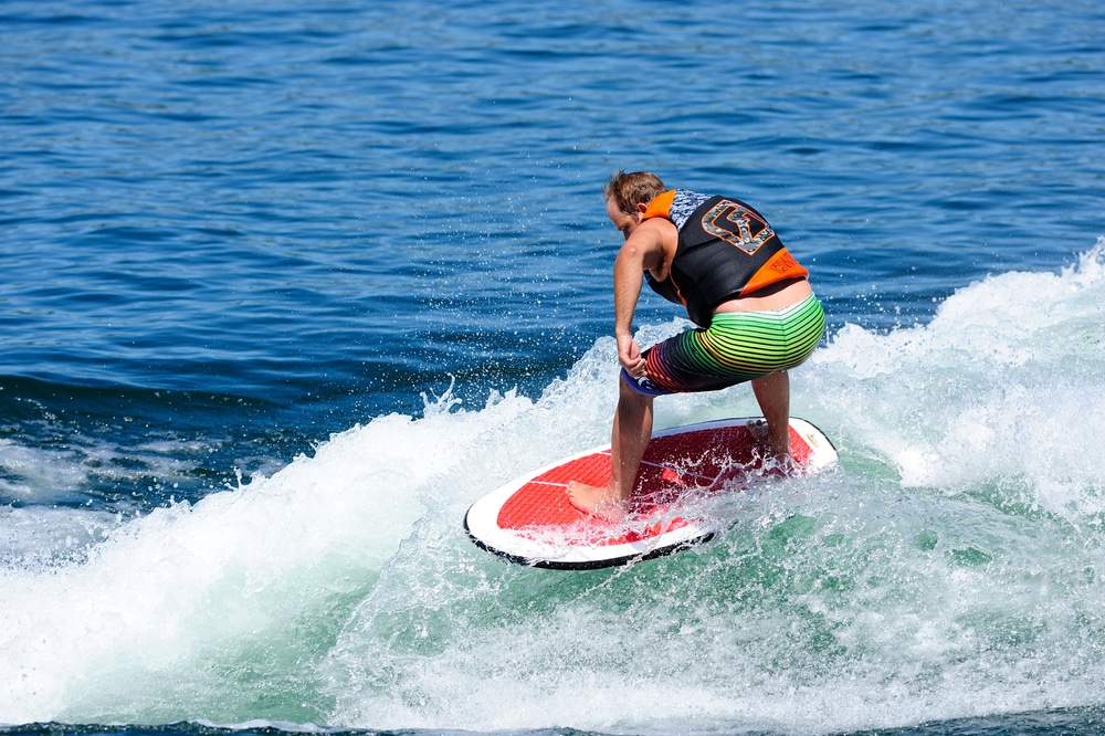 The W8 Laguna Wakesurf Board with Rope Canadian Tire