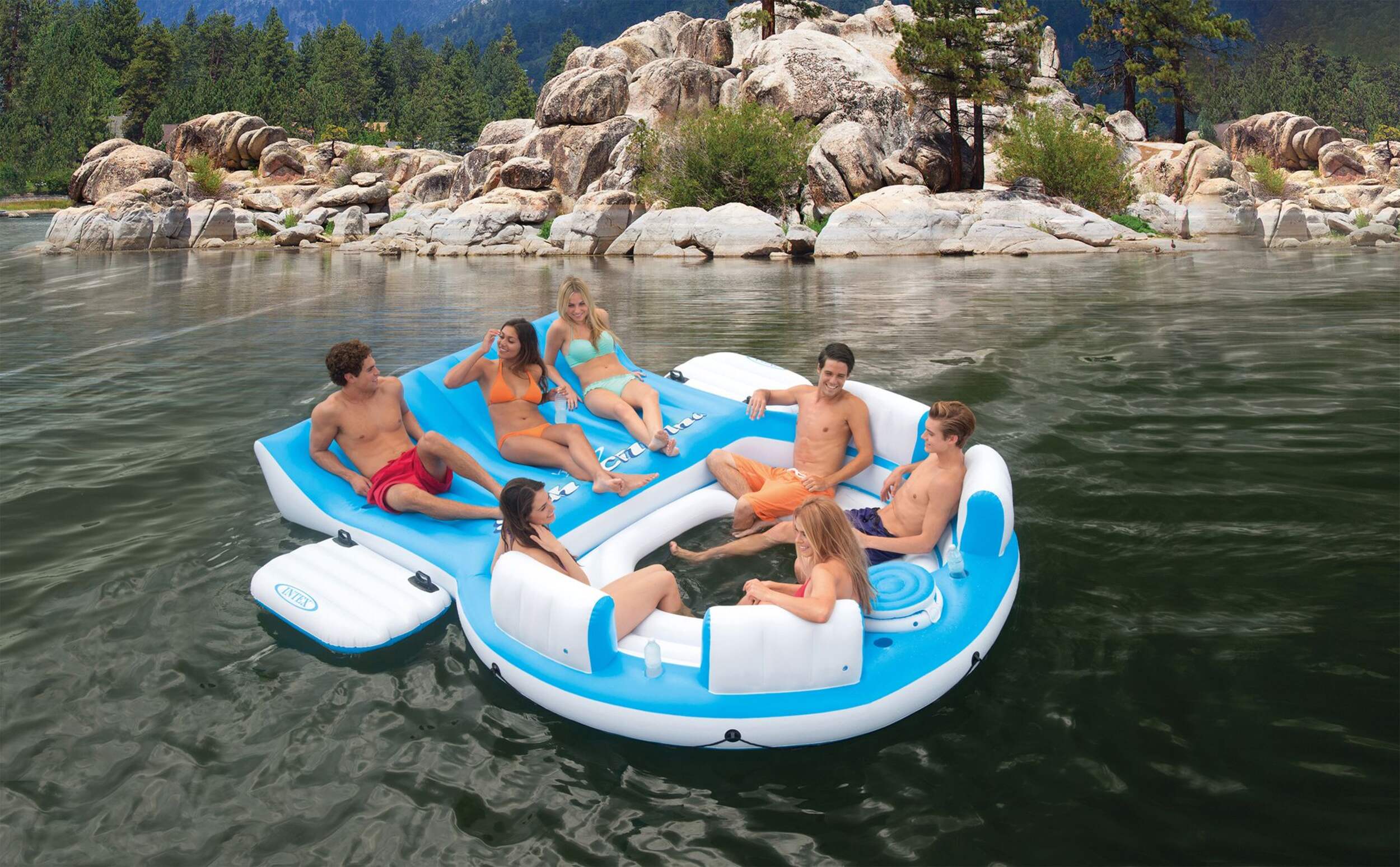 Intex Party Island 6-7 Person Floating Island Overhead_Plunge