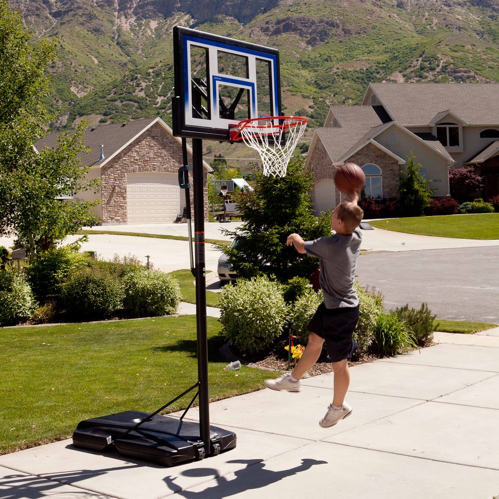 Lifetime Portable Adjustable Basketball Backboard, Hoop & Net System ...