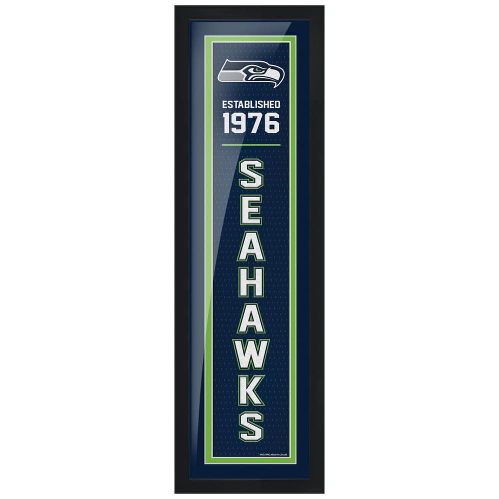 : NFL Seattle Seahawks PET GIFT BOX with 2 Licensed DOG