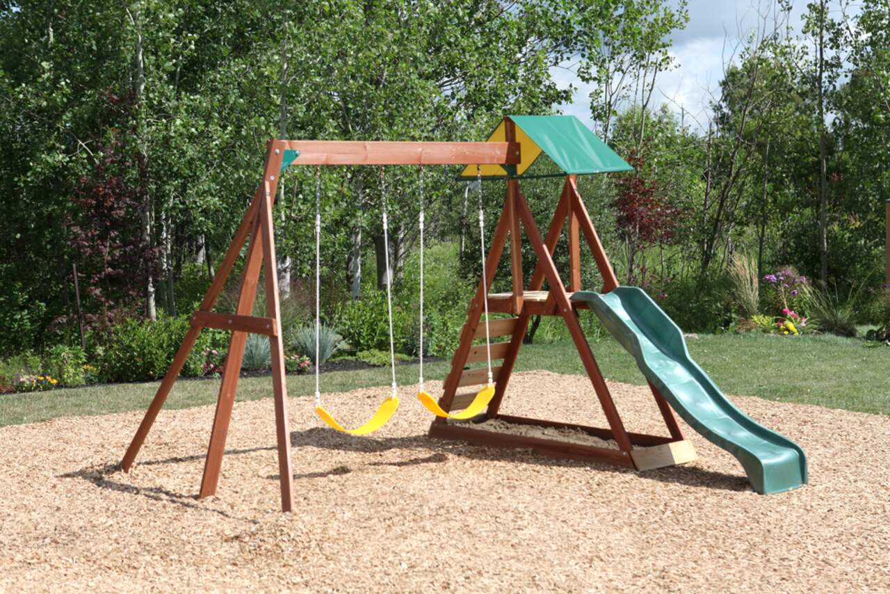 Kidkraft sunview store swing set