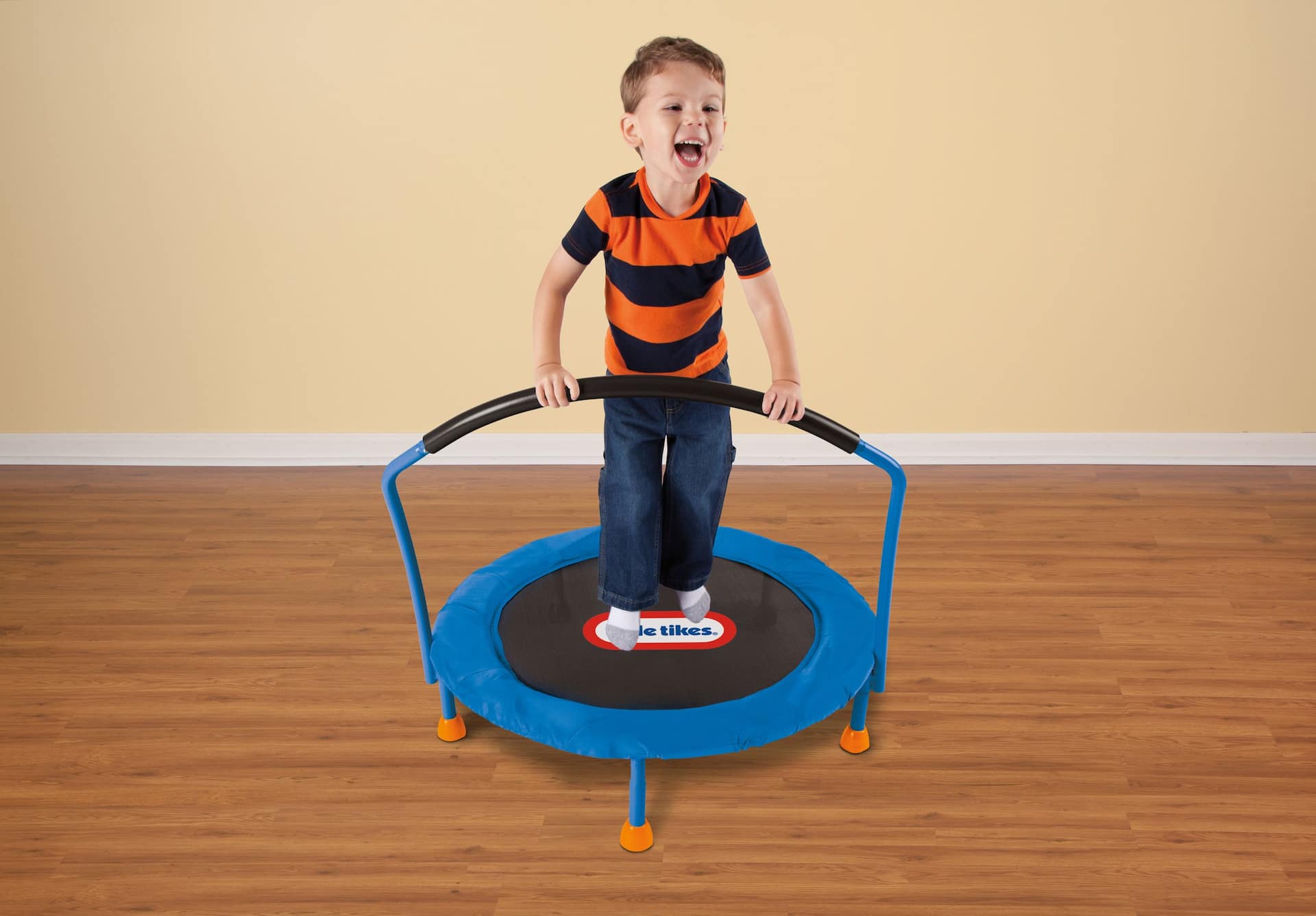 Little Tikes Outdoor Indoor Portable Bounce Round Trampoline 3 ft Ages 3 Blue Canadian Tire