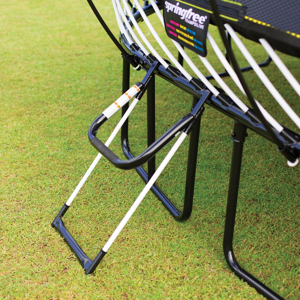 Trampoline Springfree FlexrStep Canadian Tire