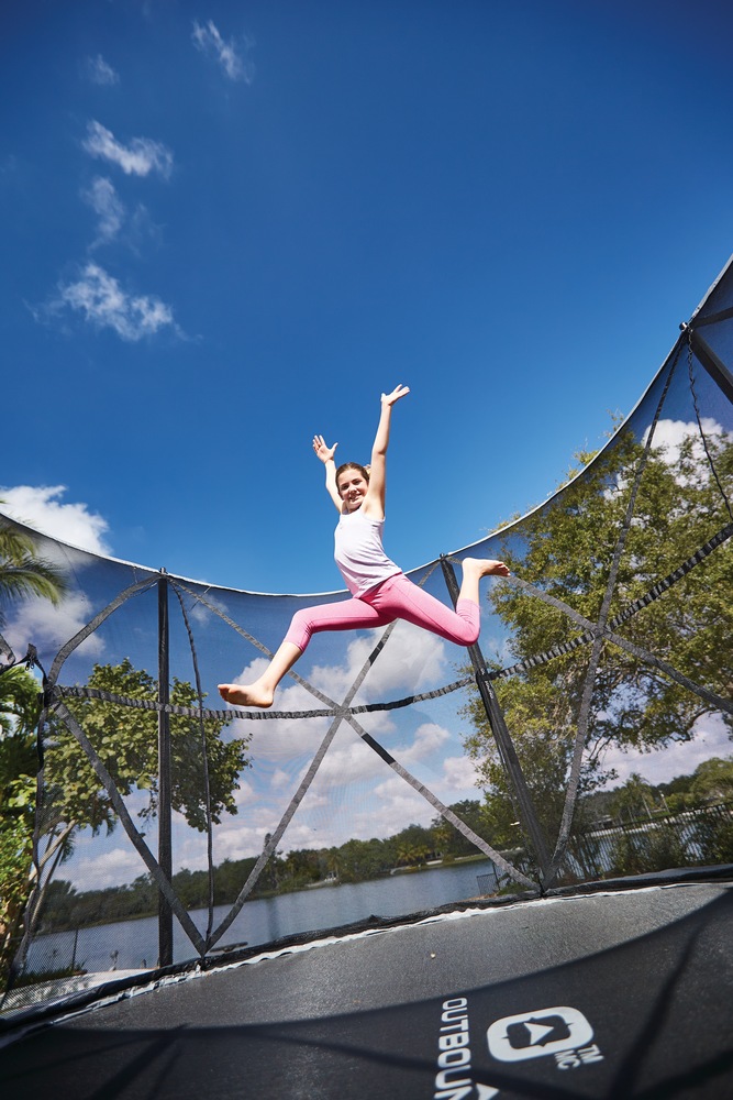 Outbound Oval Trampoline with Safety Enclosure, 13ft Canadian Tire