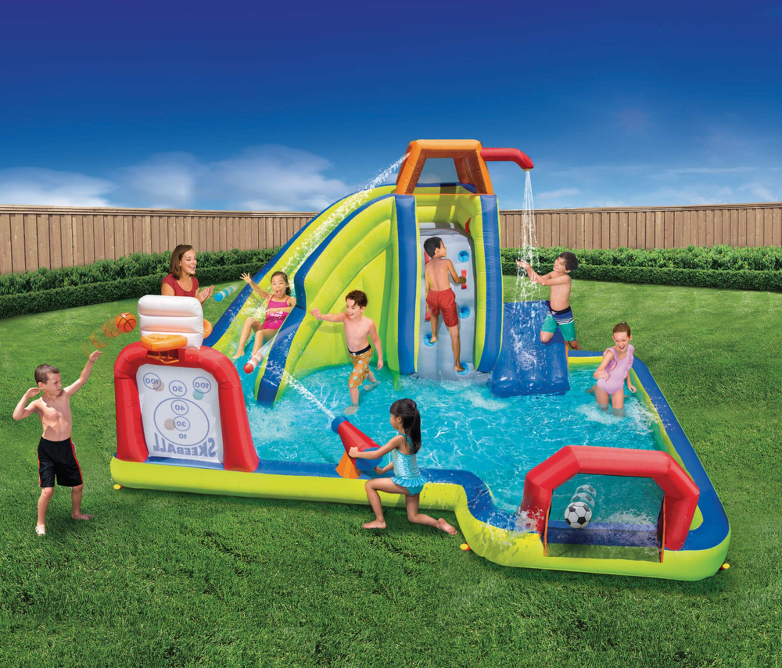 BANZAI Arcade Outdoor Inflatable Splash Water Park & Sports Centre ...