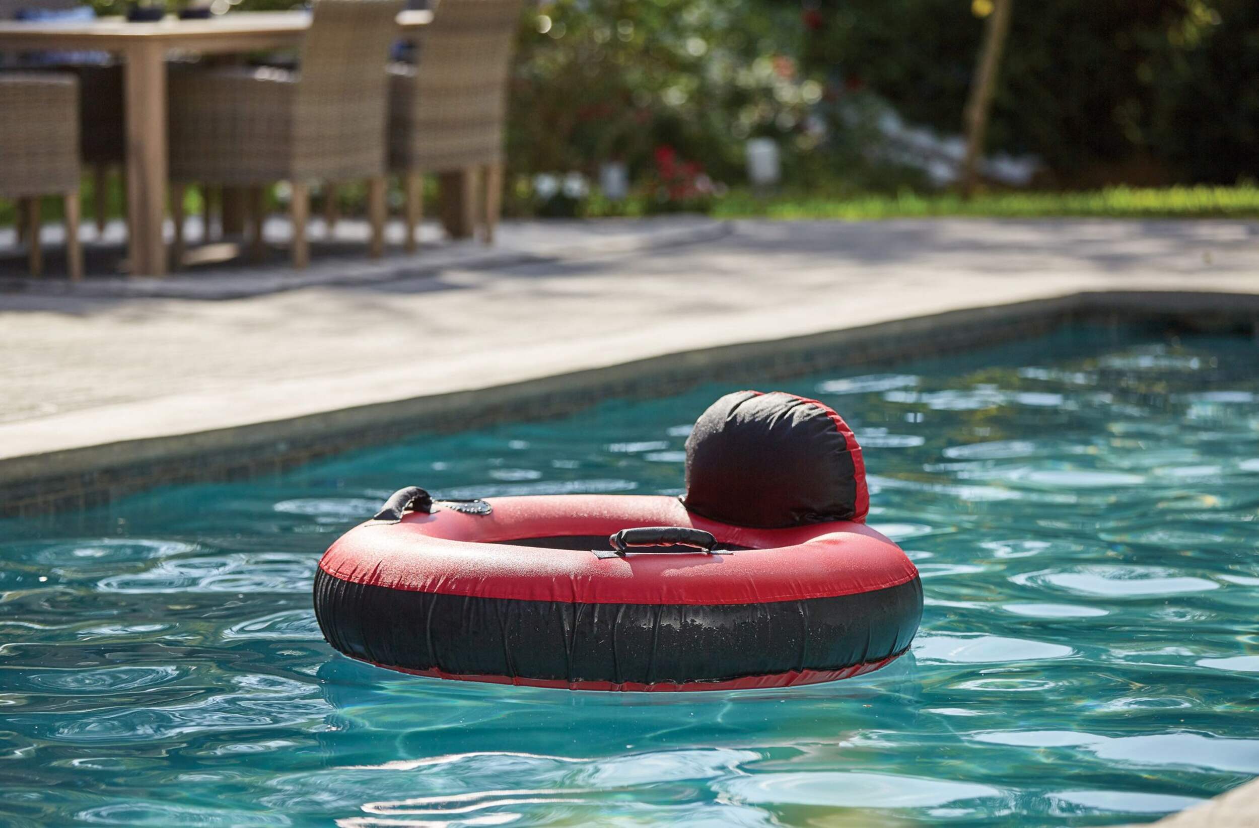 Outbound Canvas Pool Tube Lounger Front_Three_Fourths_Angled_Left