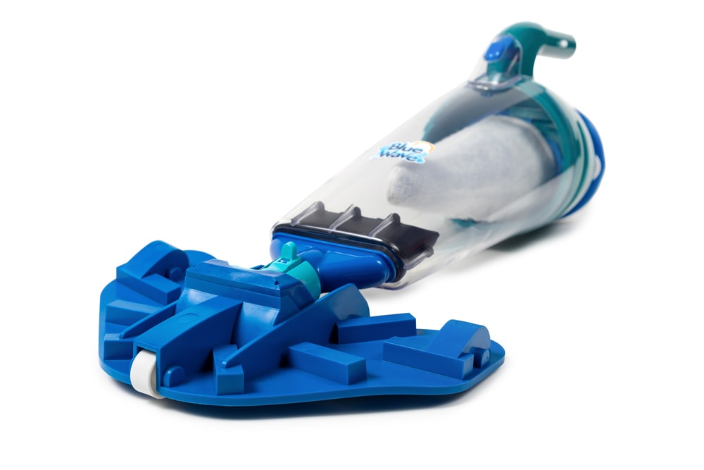Blue Wave Pool Blaster® Fusion™ PV10 Handheld Lithium Cleaner