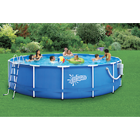 Piscine à armature en métal