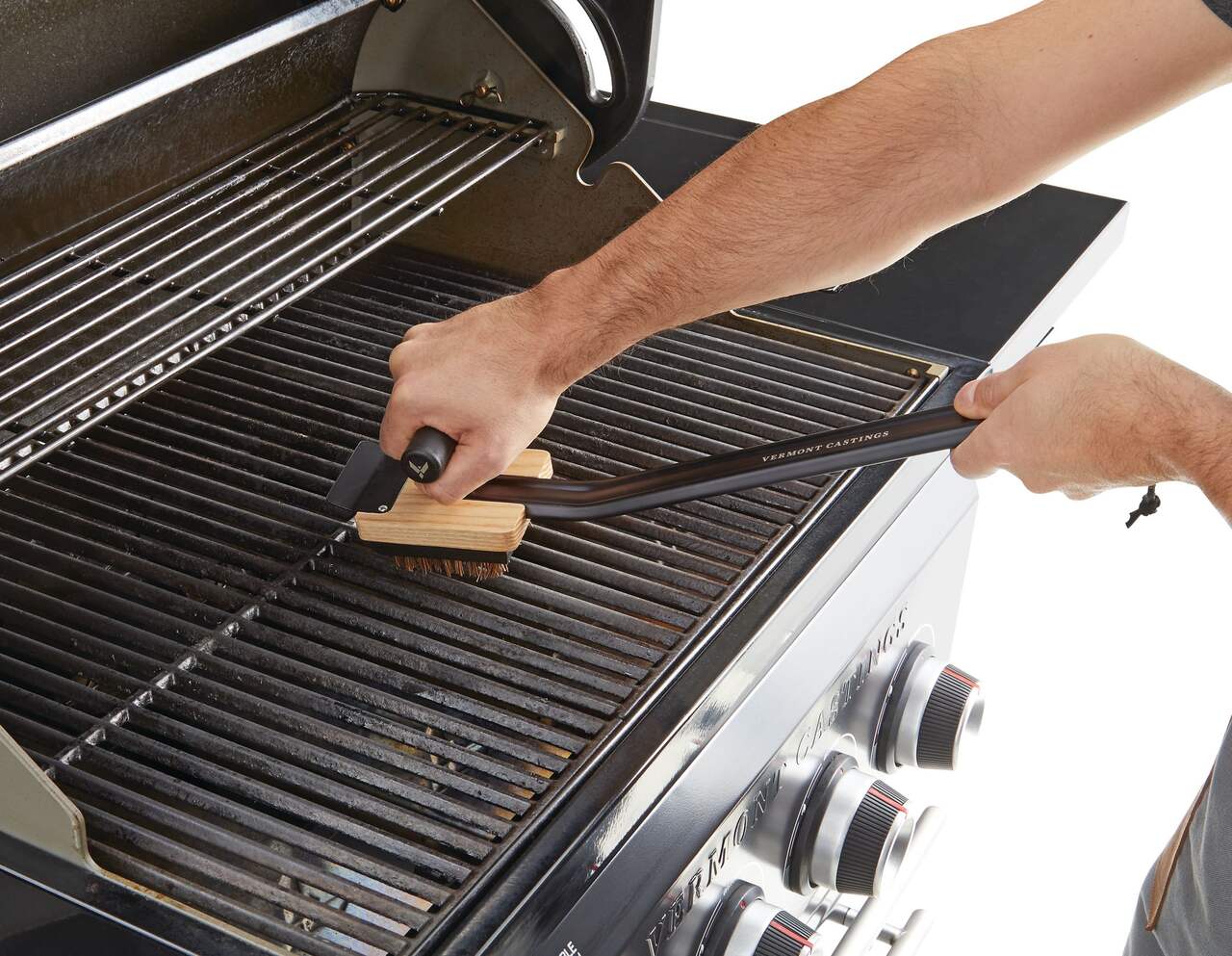 Master Chef Outdoor BBQ Hardwood Grill Brush, Smart Certified™ w/ Palmyra  Bristle