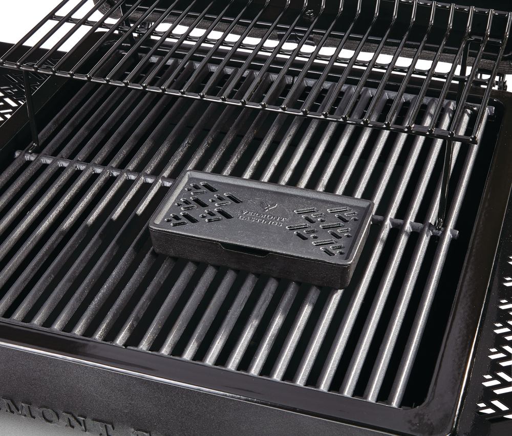 Vermont Castings Cast Iron BBQ Smoker Box w/ Heat Resistant