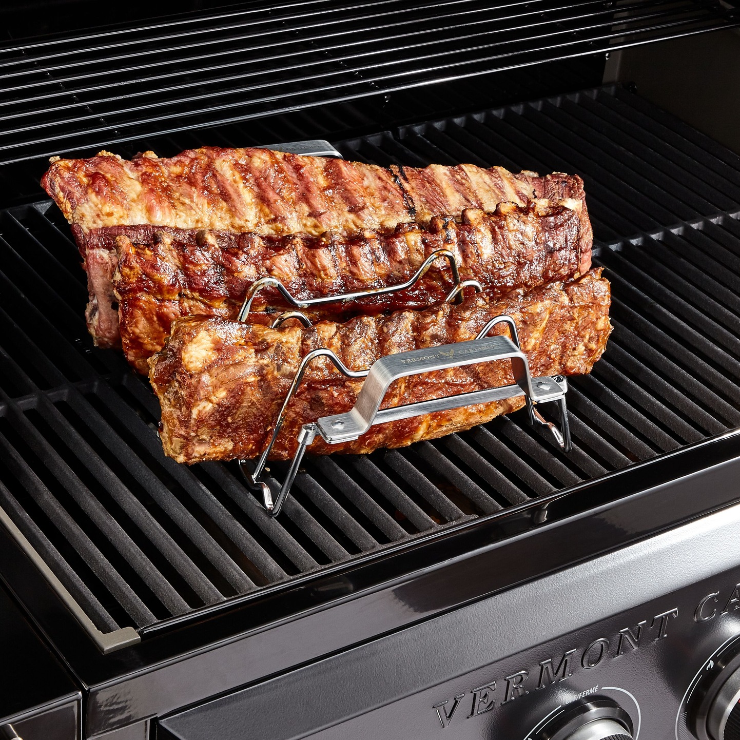 Vermont Castings Stainless Steel Chicken Roaster & Rib Rack For Grilling & Roasting, 11x8x4in