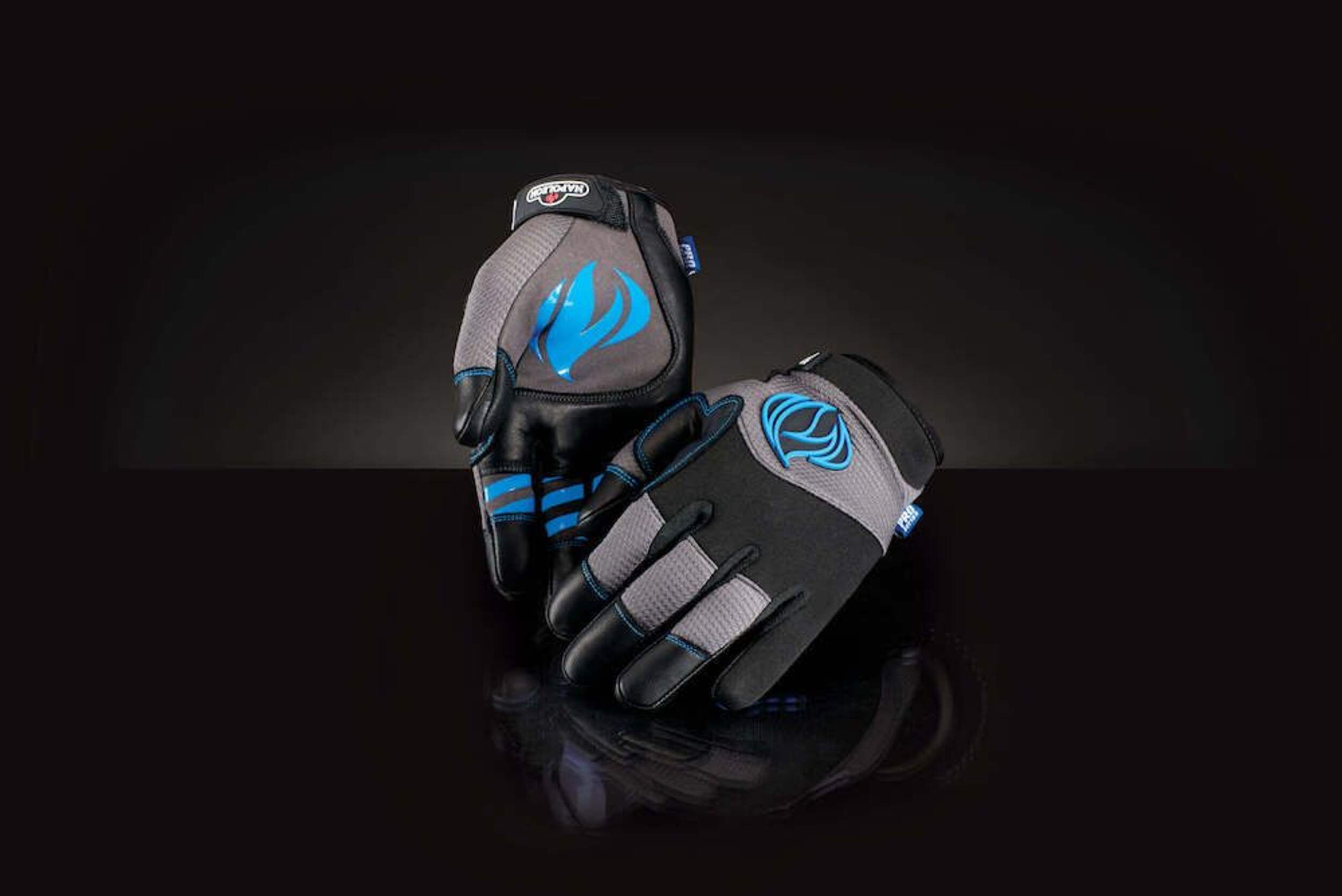 Napoleon Multi-Use Touchscreen Gloves, X-Large/XX-Large, for Grilling or other Work, Silicone Palms Composite_or_Mixed