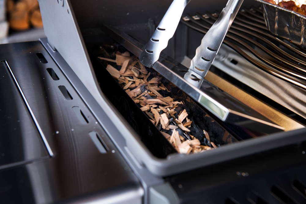 Napoleon Stainless Steel Smoker Box For Smoky Flavour on Gas Grill/BBQ