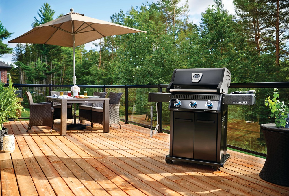 Napoleon Legend LD3 3Burner Natural Gas BBQ Grill with Folding Side