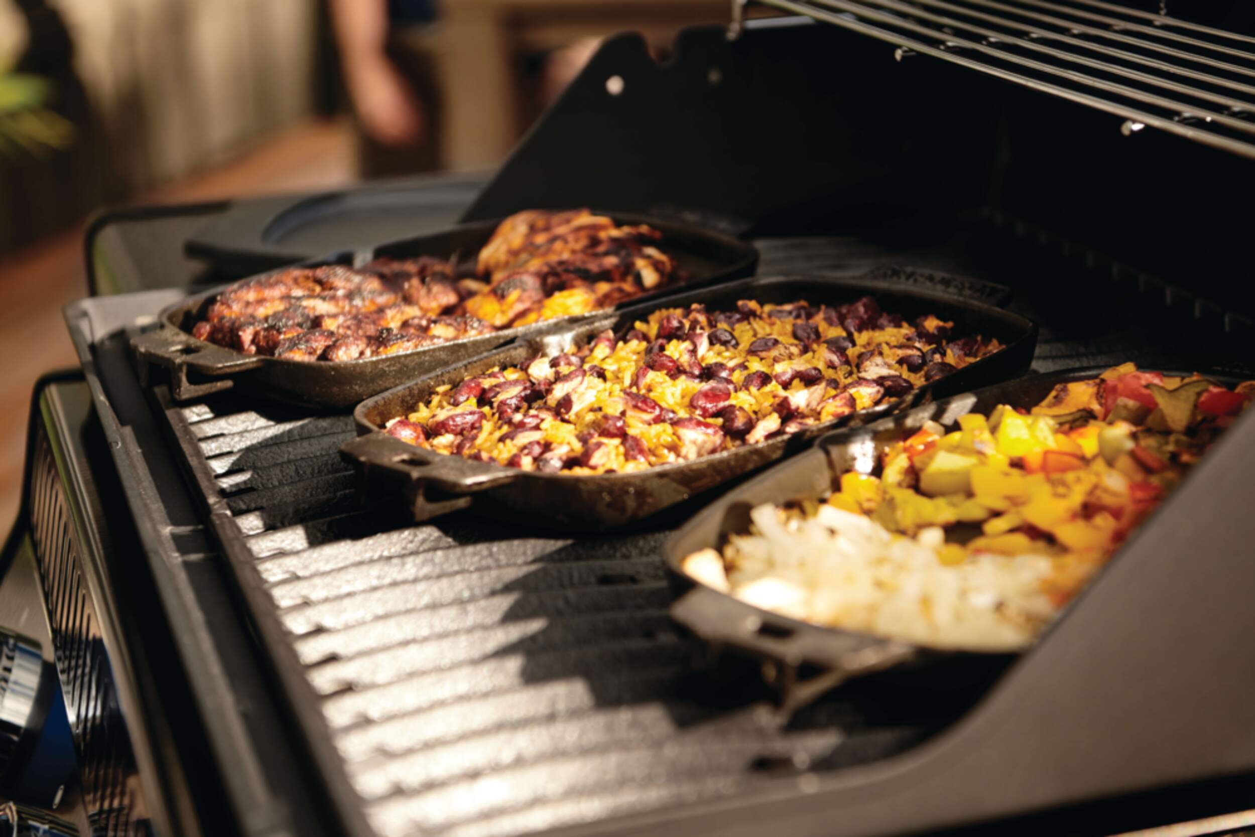 Napoleon Legend LD3 3Burner Natural Gas BBQ Grill with Folding Side