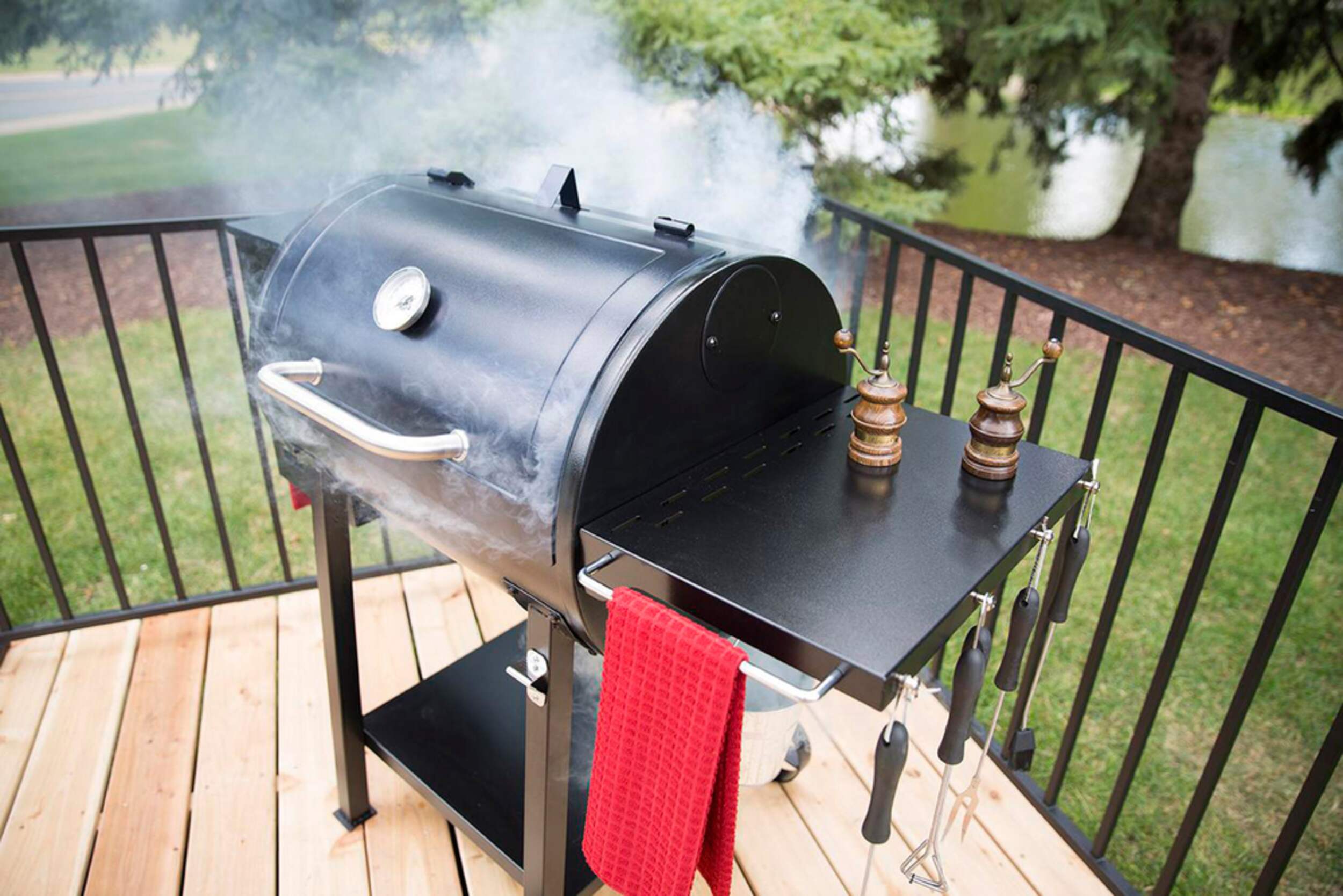 Pit Boss 700D Series Pellet Grill Front_Angled_Left