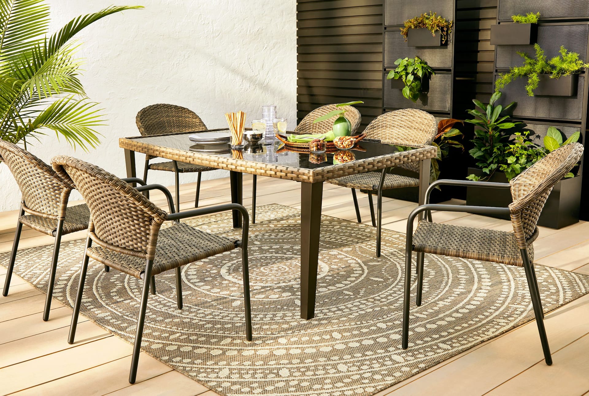 Canadian tire 2024 dining set outdoor