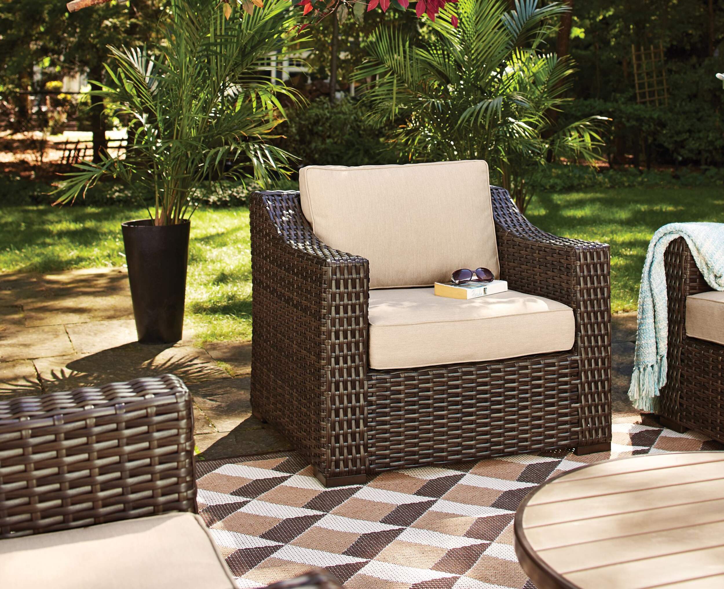 Fauteuil de jardin CANVAS Somerset Front_Angled_Right