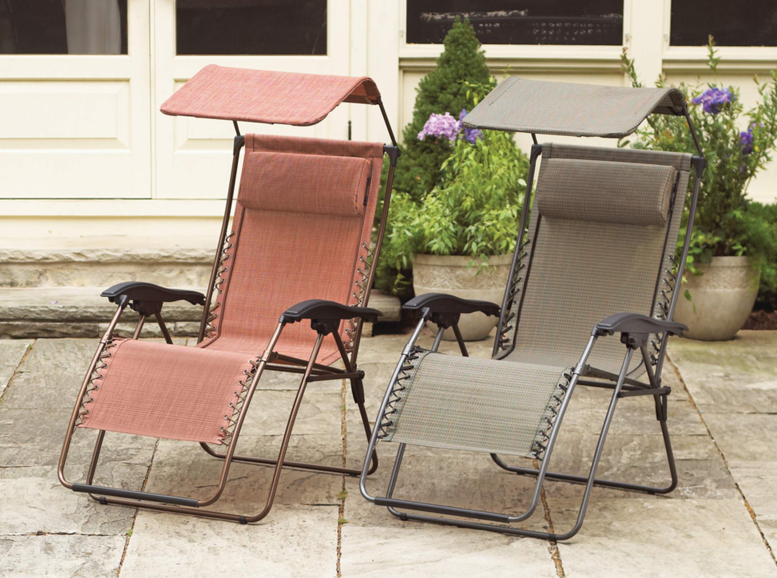 Fauteuil gravité zéro avec pare-soleil Front_Angled_Left