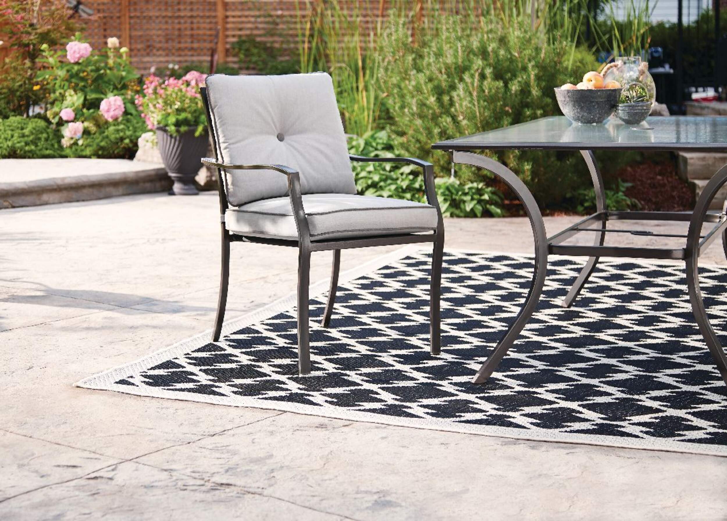 For Living Bluebay Cushioned Outdoor Patio Dining Chair, Grey