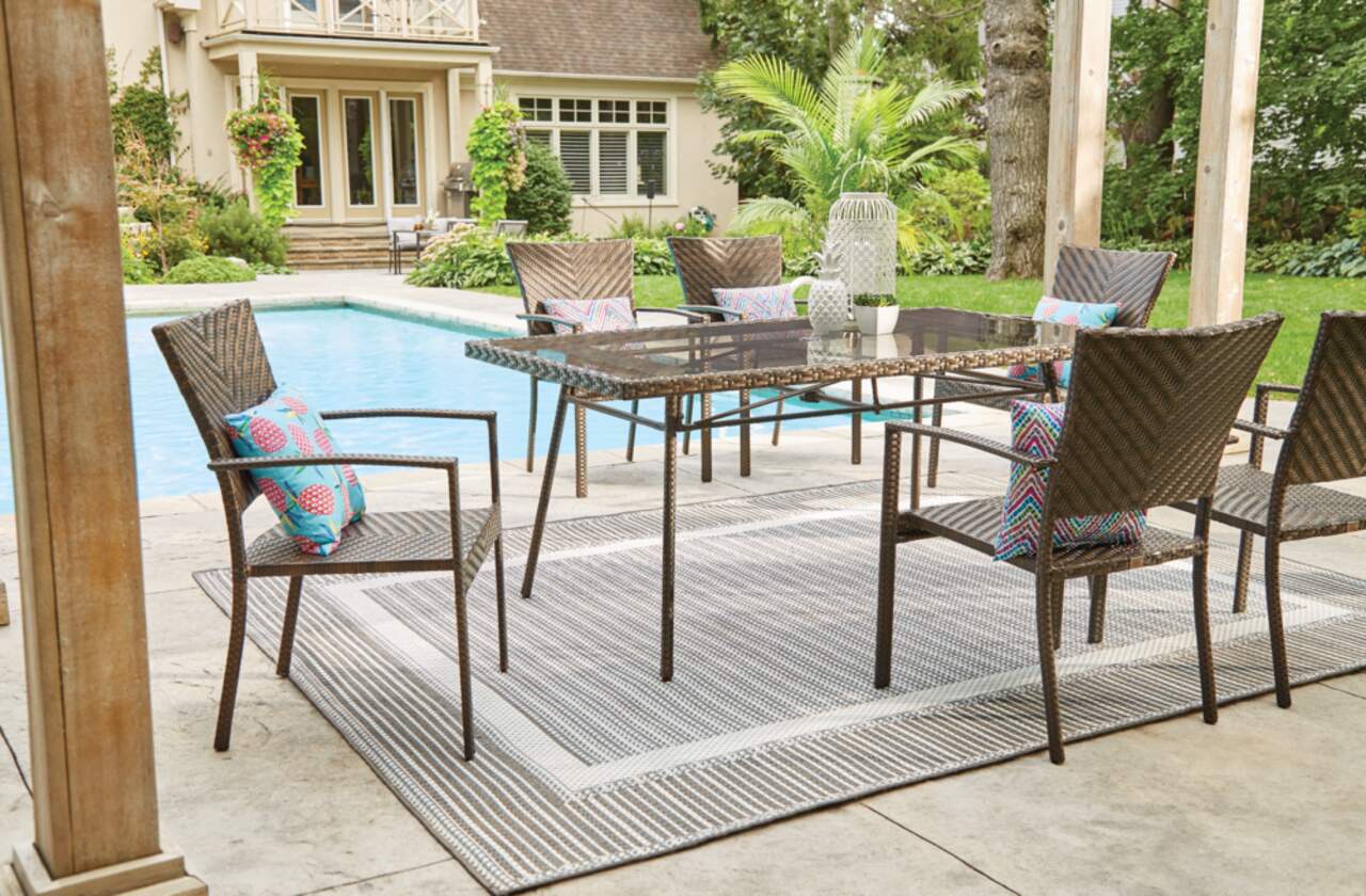 Canadian tire sale patio dining table