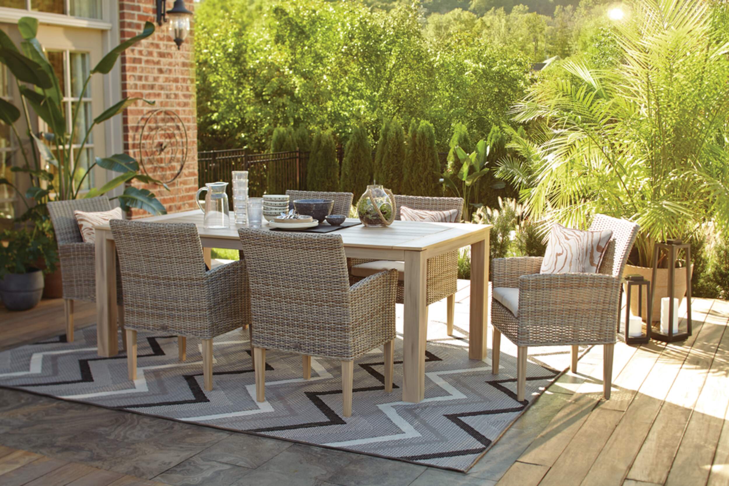 CANVAS Monaco Rectangular Wooden Outdoor/Patio Dining Table w/ Faux