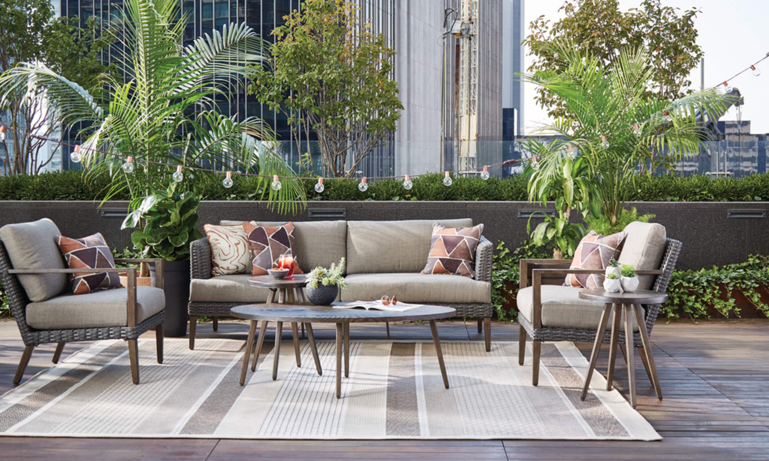 CANVAS Jensen Collection Outdoor/Patio Sectional Couch w/UVResistant