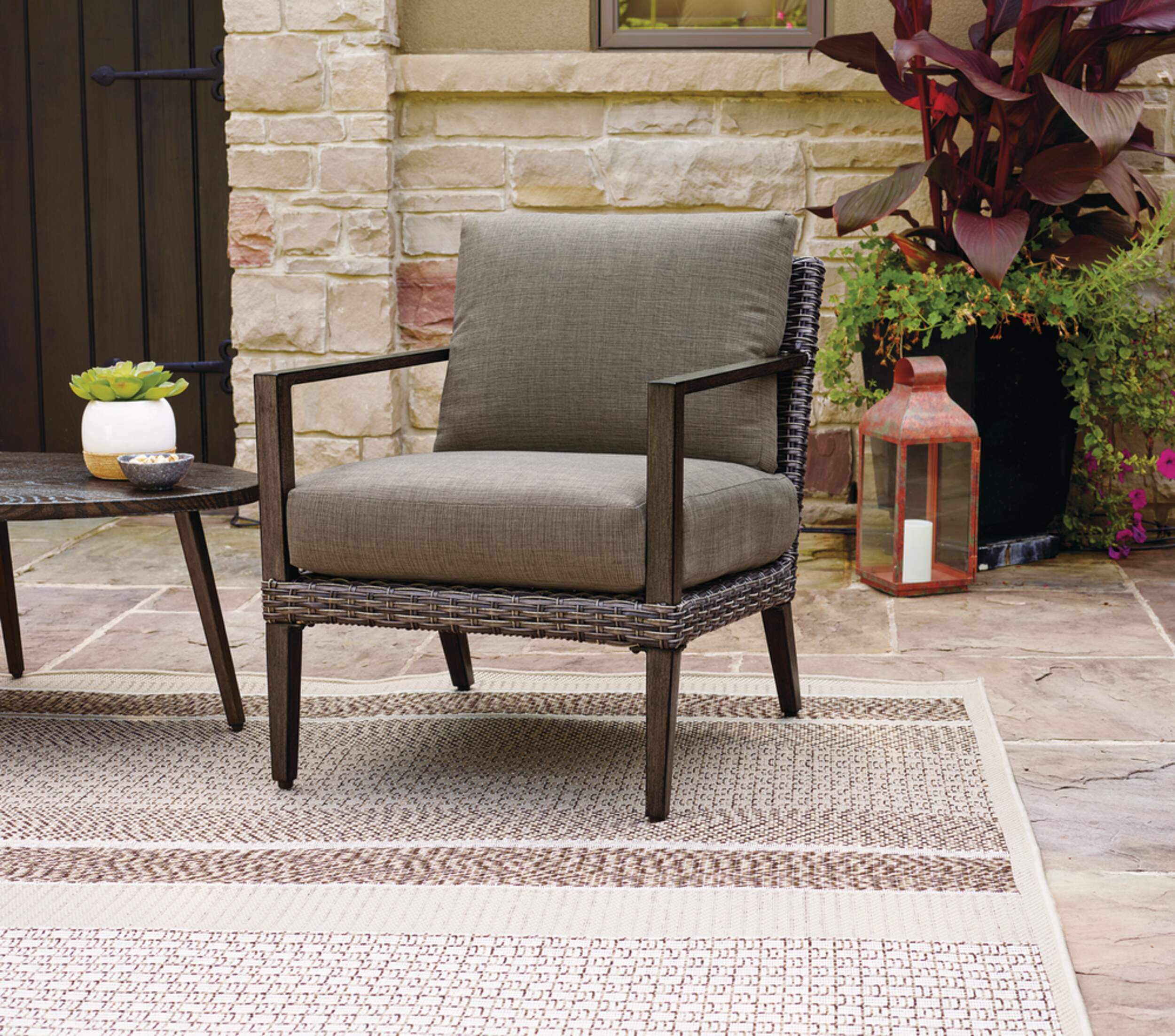 CANVAS Jensen Collection Outdoor/Patio Sectional Armchair w/UV