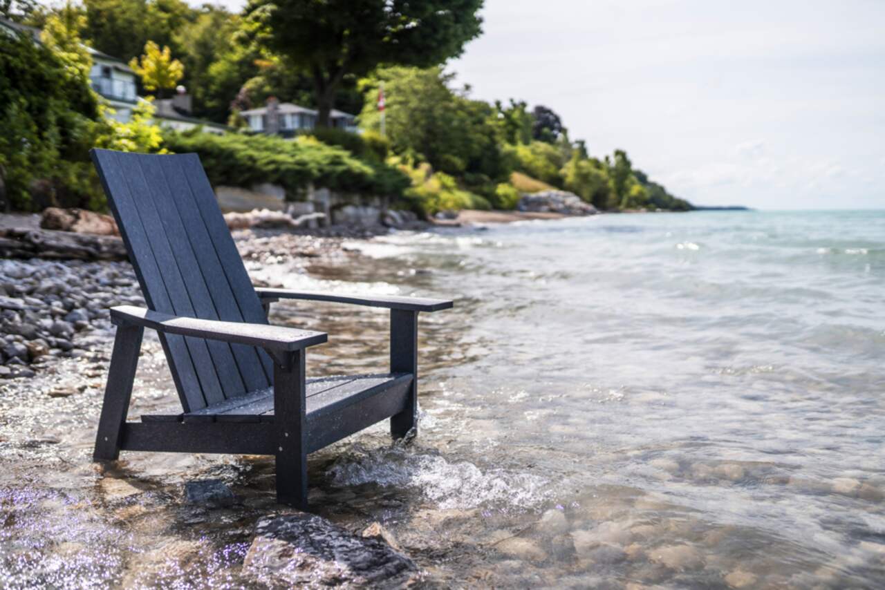 CANVAS Arrowhead Recycled Plastic Outdoor Patio Muskoka Chair Navy