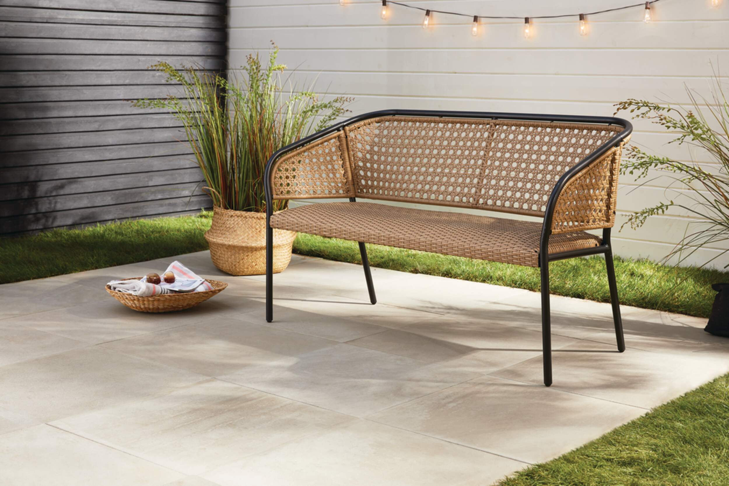 CANVAS Chambly AllWeather Wicker Outdoor/Patio Steel Frame Bench