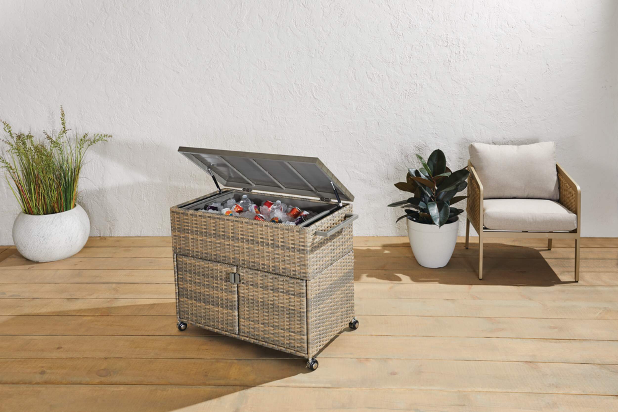 CANVAS Bala AllWeather Outdoor/Patio/Balcony Concealed Bar Cart