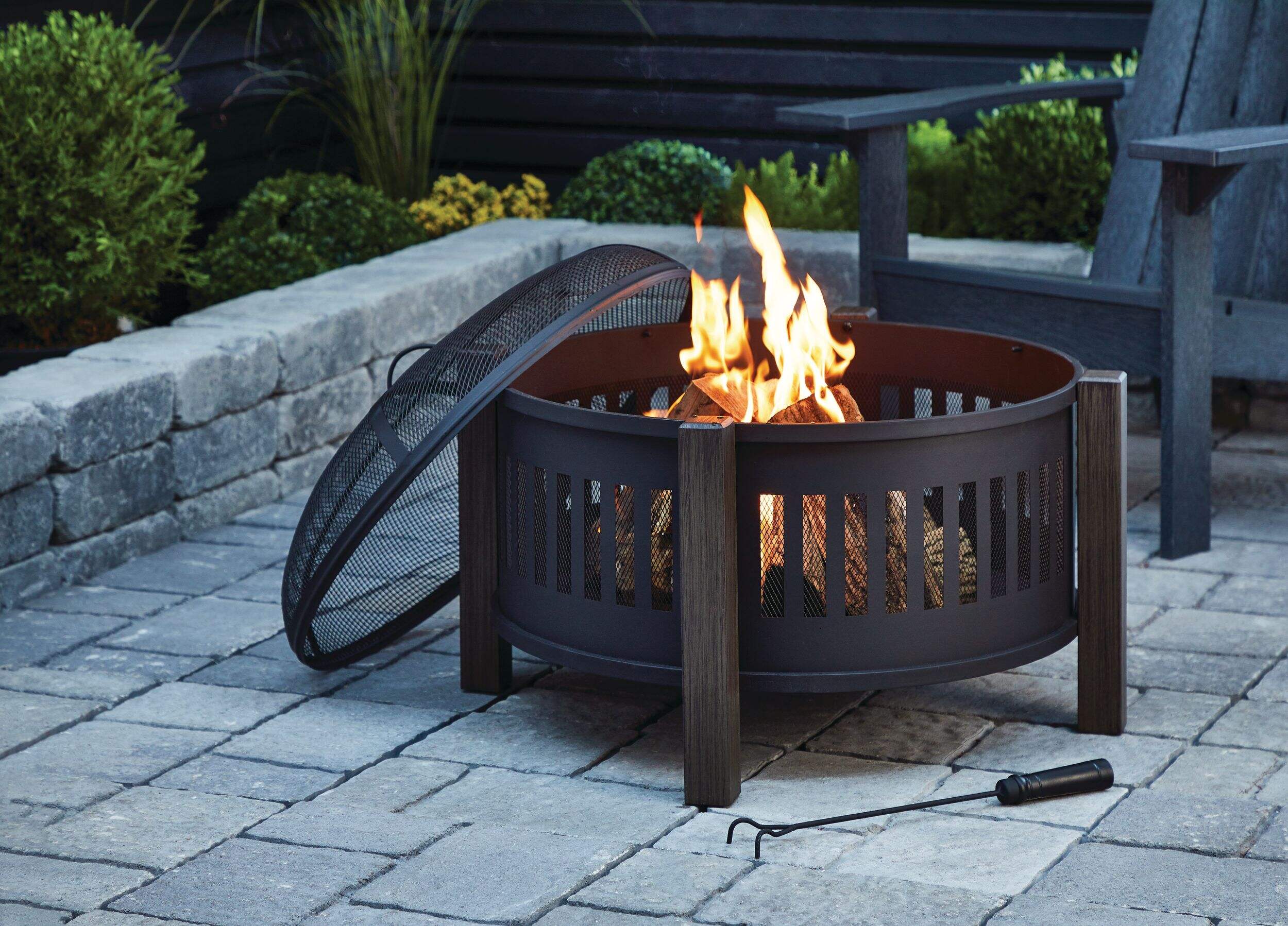 Canvas Round Wood Burning Outdoor Fire Bowl/Fire Pit, 31 x 24in