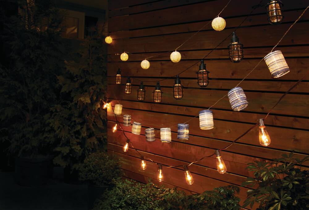 string lights with speakers