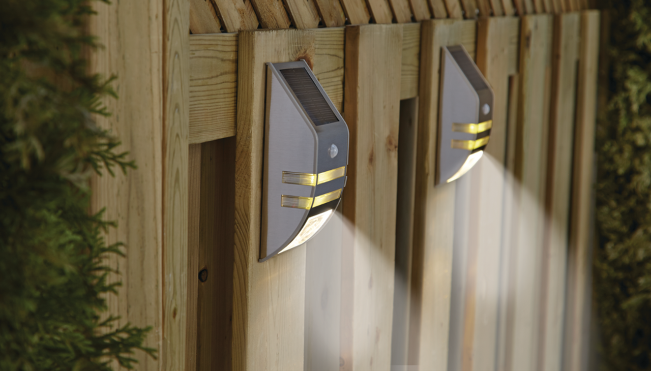 NOMA Outdoor Natural White 28 LM LED Solar Aluminum Wall Mounted
