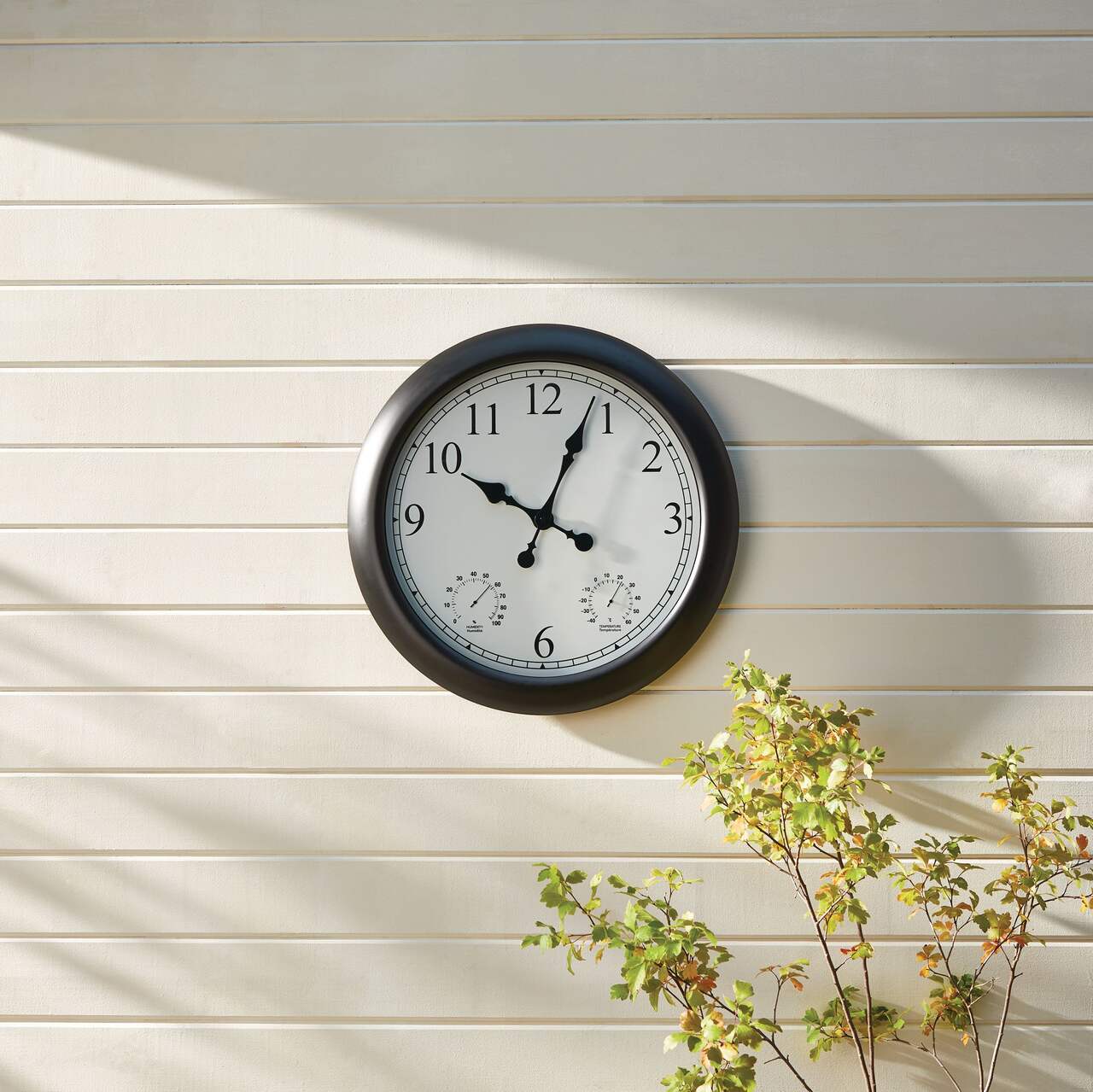 Horloge extérieure avec thermomètre