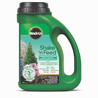 Miracle-Gro® Shake N Feed Flowering Trees & Shrubs Plant Food, 2-kg