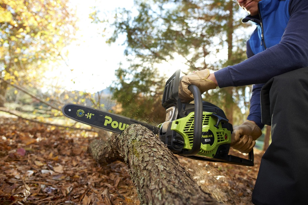 Poulan PL3314 33cc Gas Chainsaw, 14in Canadian Tire