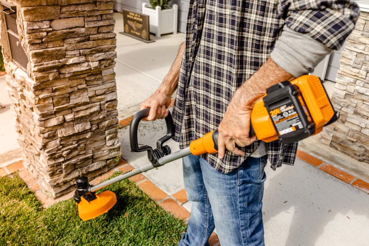 Worx outlet 40v trimmer