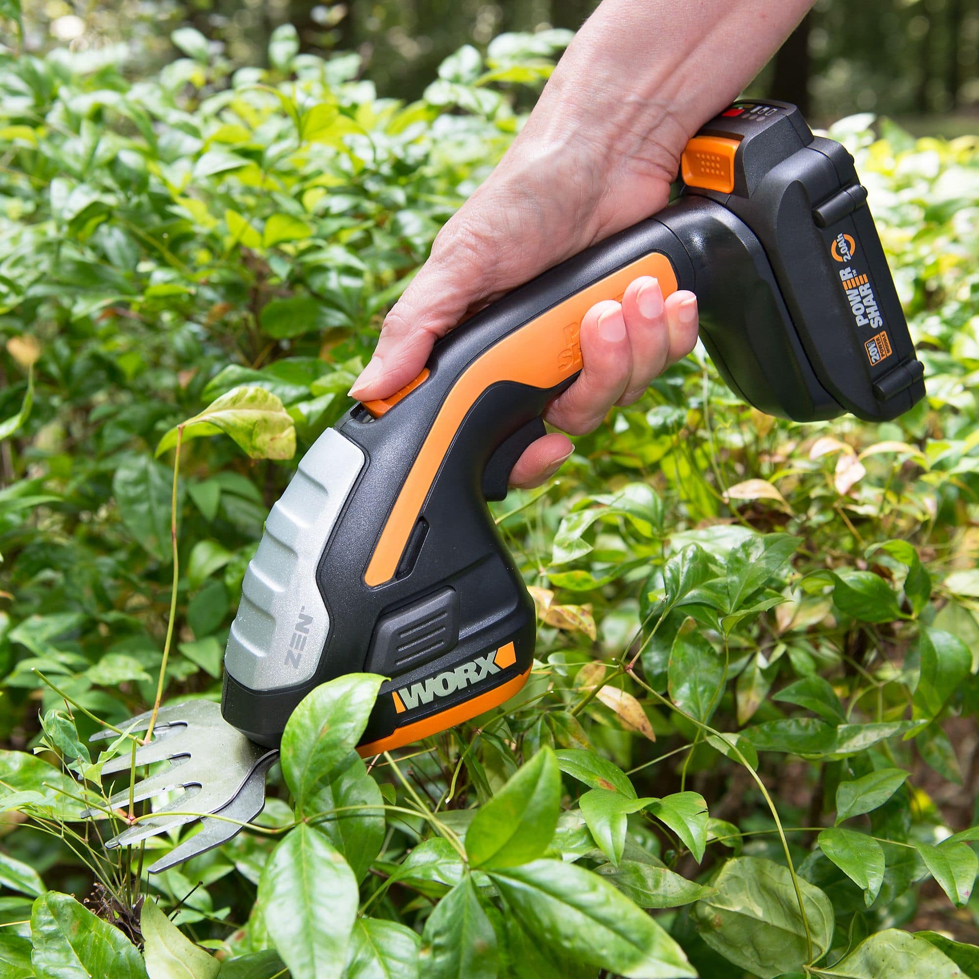 WORX WG801 20V Power Share Cordless Garden Grass Shear Shrub