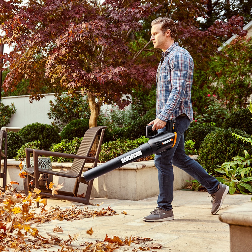 Worx 20V Grass Trimmer & Leaf Blower Combo Kit Canadian Tire