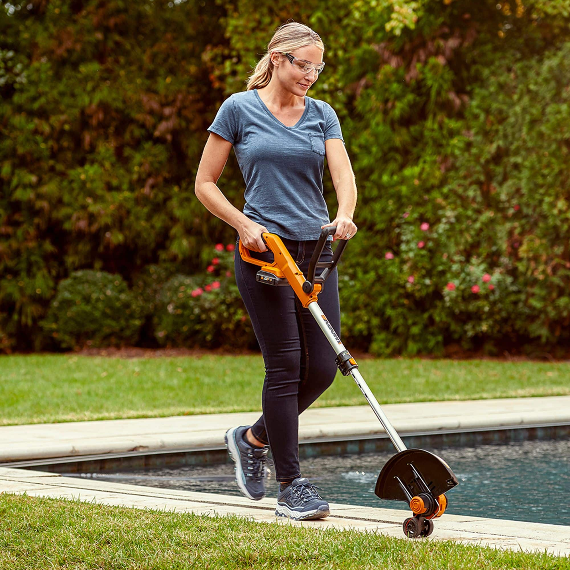 WORX WG929 20V Power Share Cordless Grass Trimmer Leaf Blower