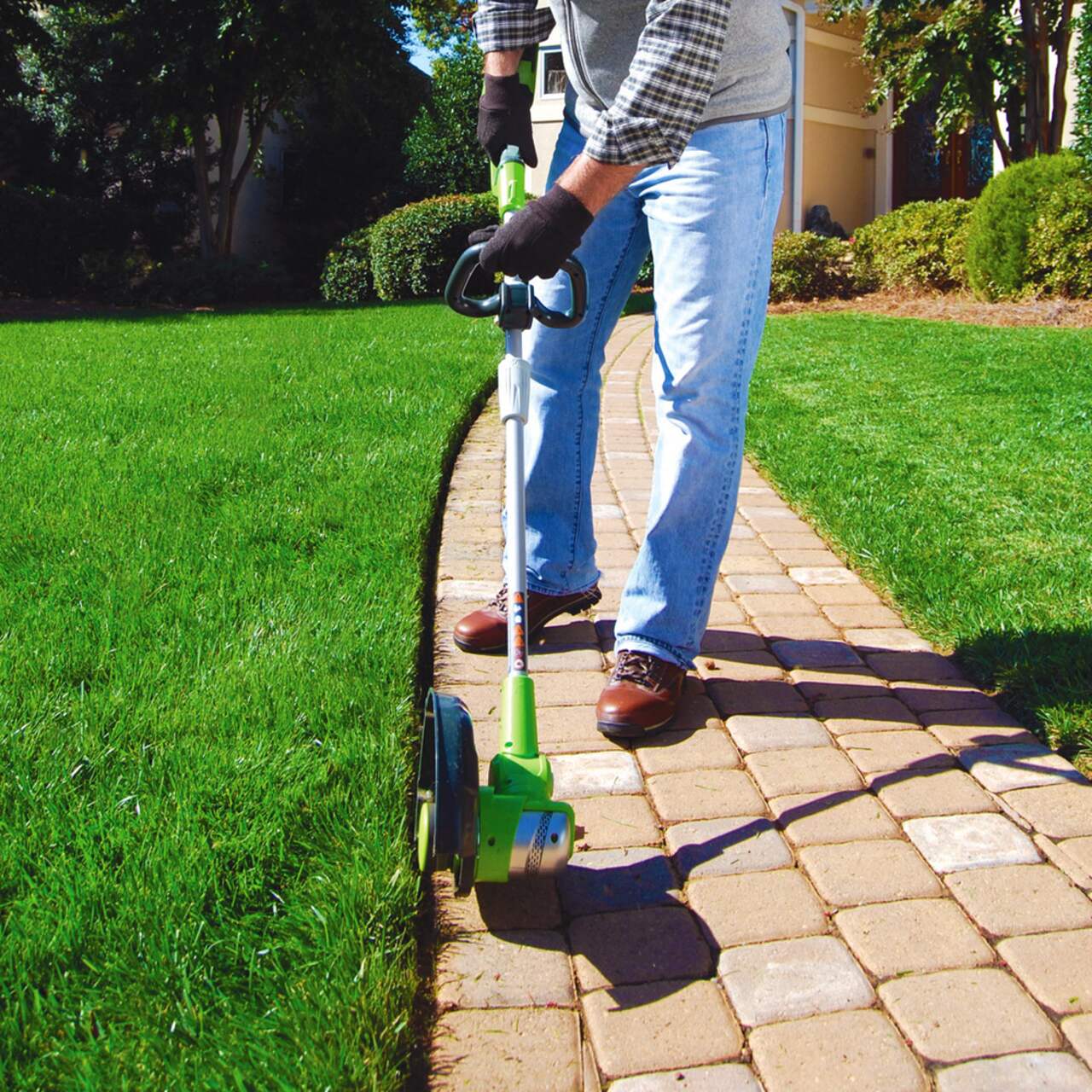 Greenworks 24V Li Ion Cordless Grass Trimmer 12 in