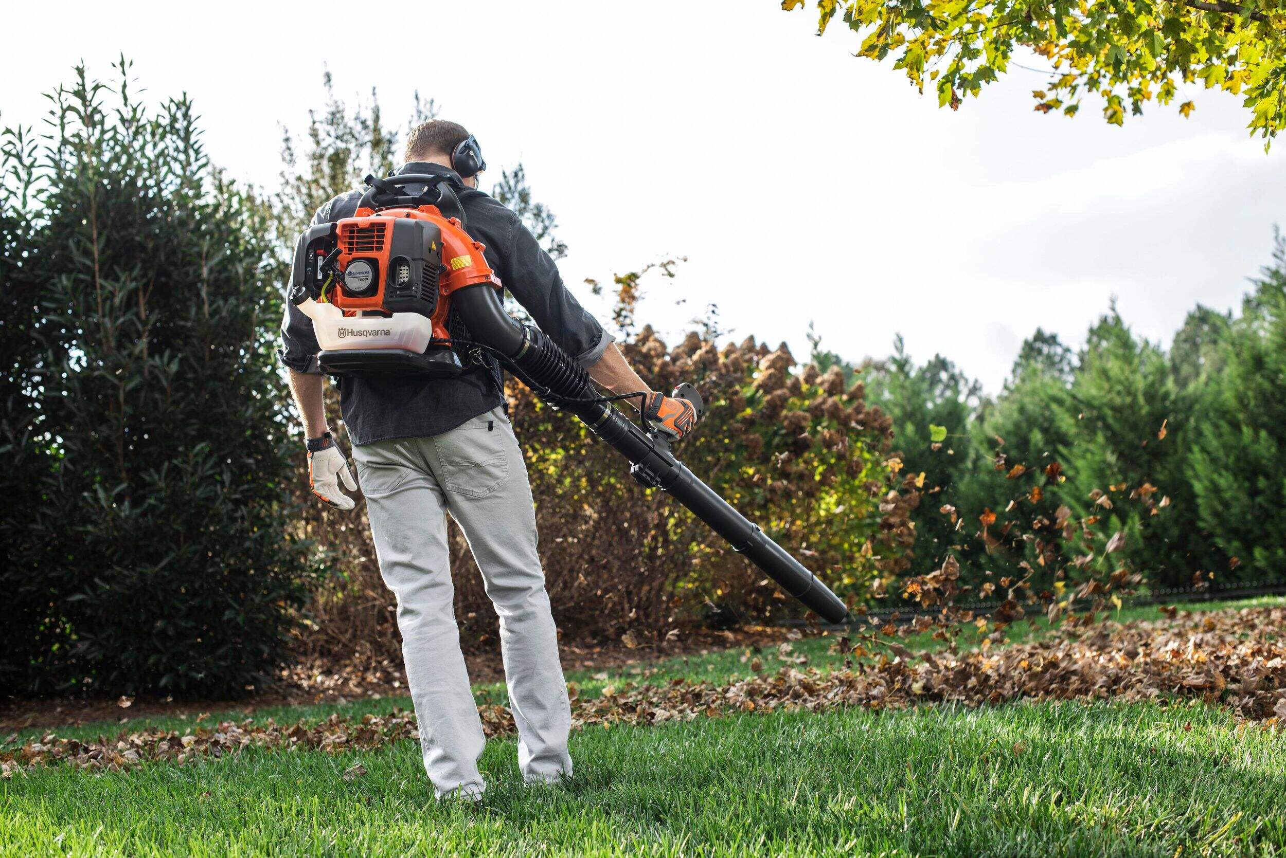 Husqvarna 150BT Backpack Leaf Blower with Air Purge Canadian Tire