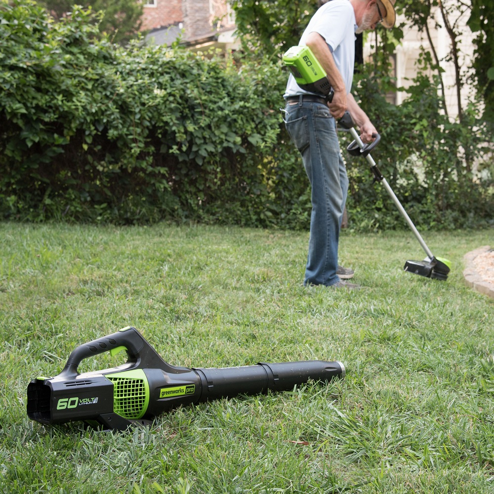Greenworks 60 V Cordless String Trimmer & Leaf Blower Combo Kit, 2.5 Ah Battery, 13in
