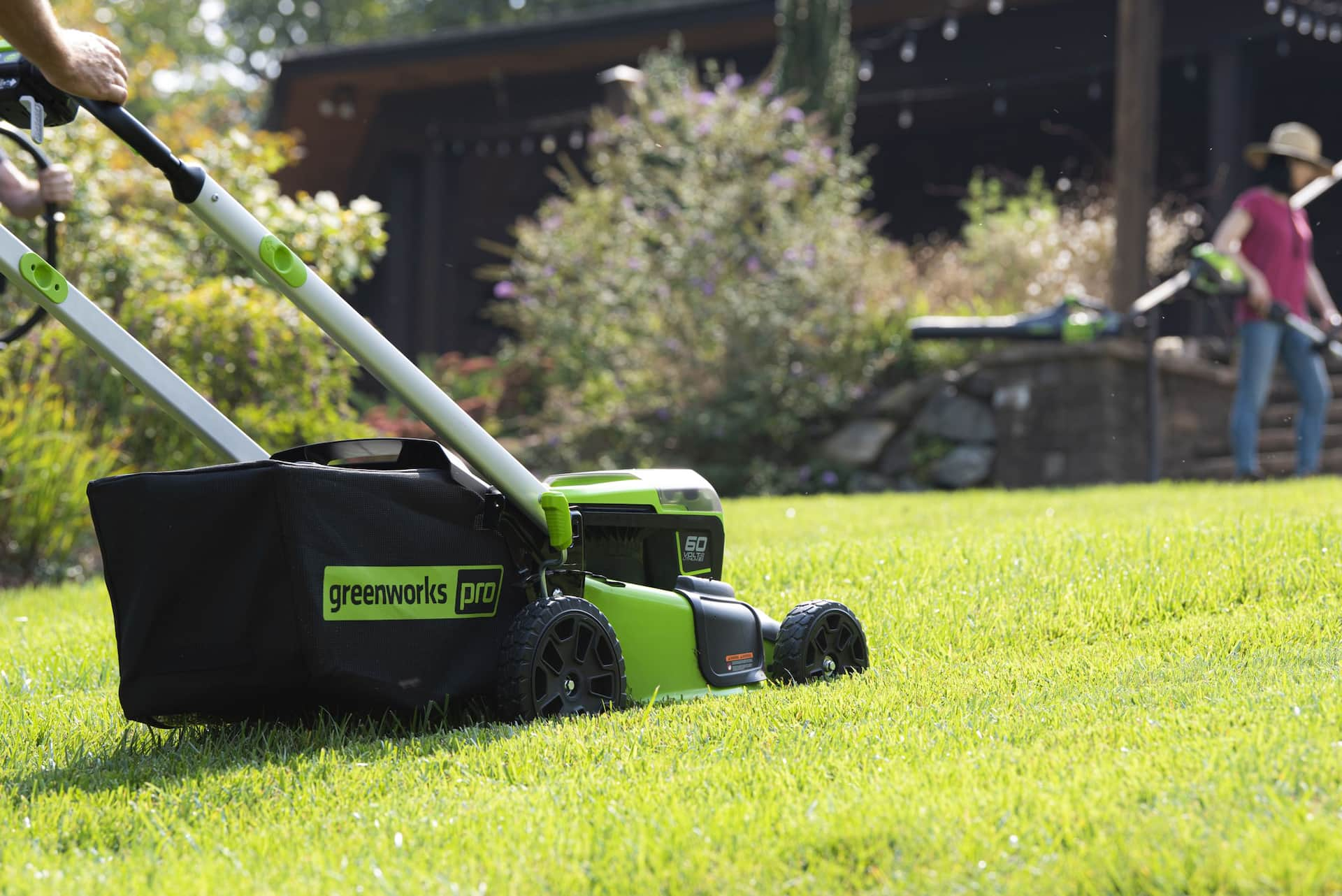 Canadian tire best sale greenworks lawn mower