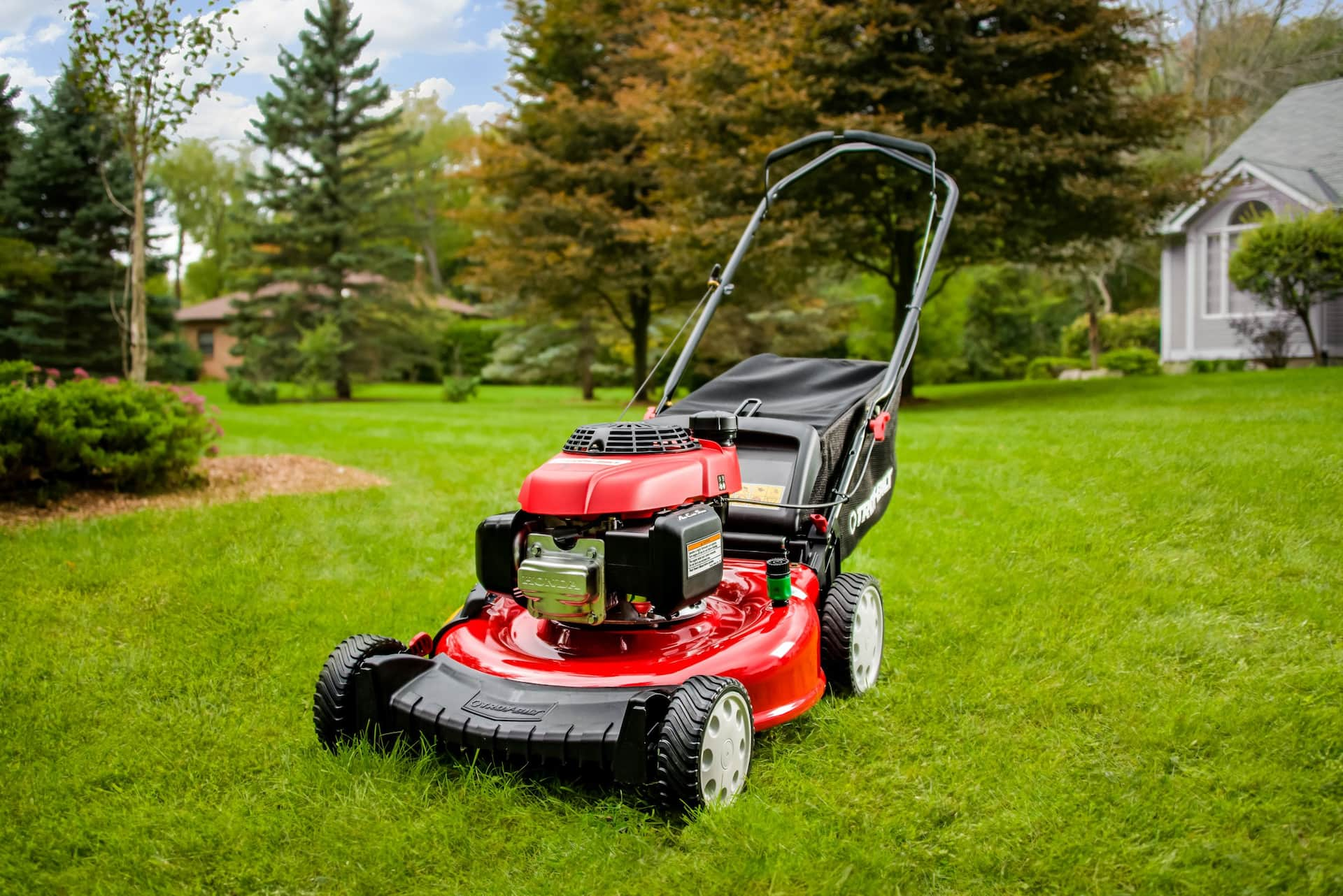 Troy Bilt 3 in 1 160cc Gas Engine Walk Behind Push Lawn Mower 21 in Canadian Tire