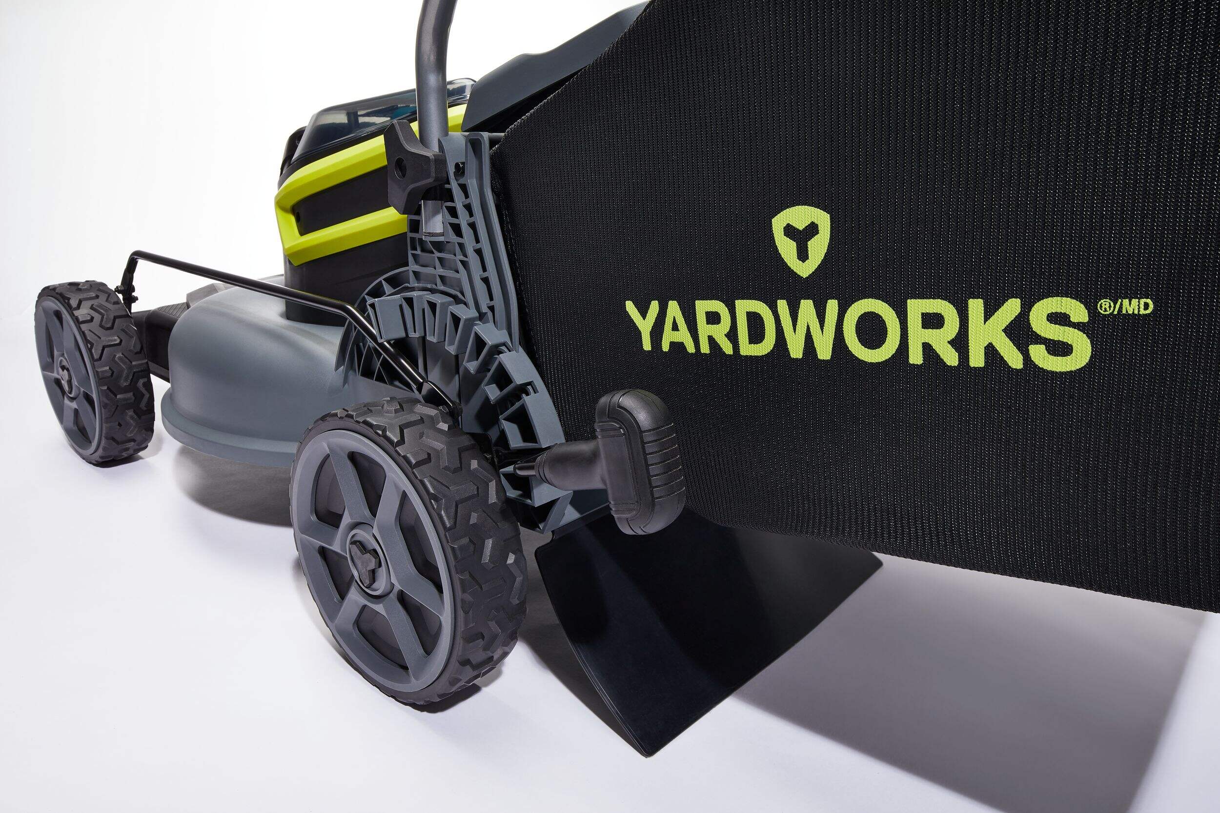 Yardworks Poly Deck 2in1 48V Battery, Cordless Brushed Push Lawn